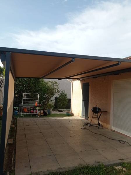 Fourniture et pose de pergolas toiles sur Toulouse et ses alentours